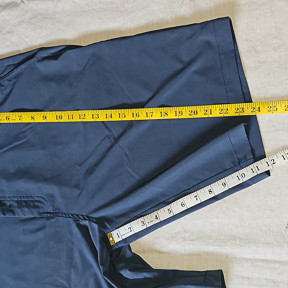 Travis Mathew Indigo Casual shorts size 42 Classic Bermudas Lightweight - Picture 10 of 13